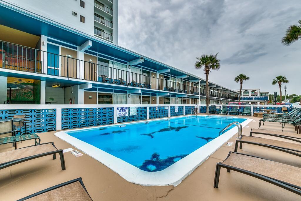 Sea Hawk Oceanfront Motel Миртл-Бич Экстерьер фото