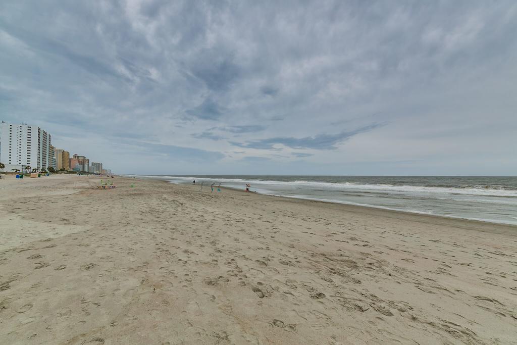 Sea Hawk Oceanfront Motel Миртл-Бич Экстерьер фото