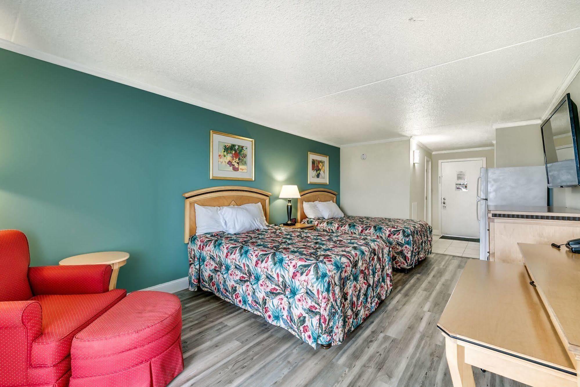 Sea Hawk Oceanfront Motel Миртл-Бич Экстерьер фото