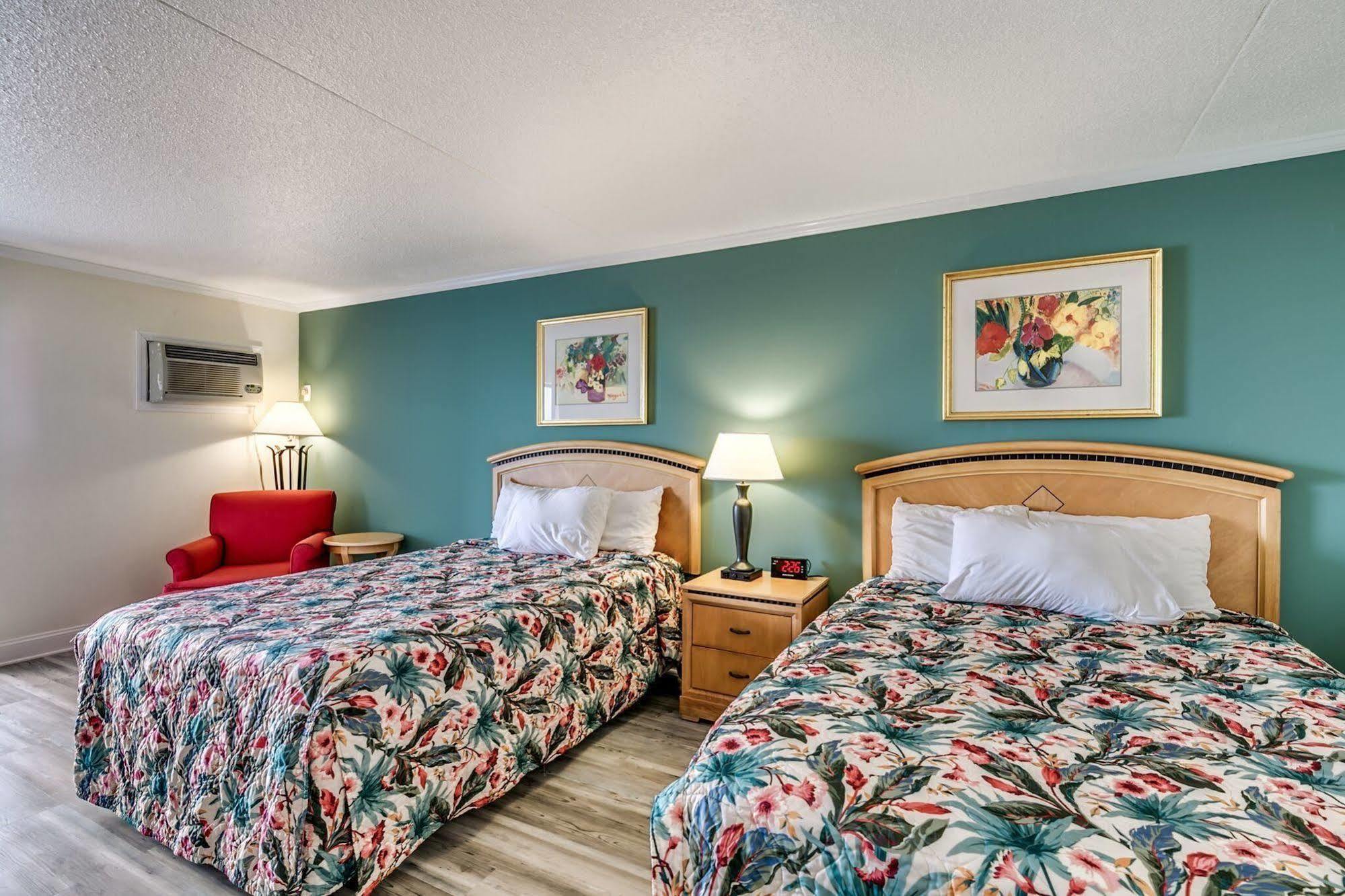 Sea Hawk Oceanfront Motel Миртл-Бич Экстерьер фото